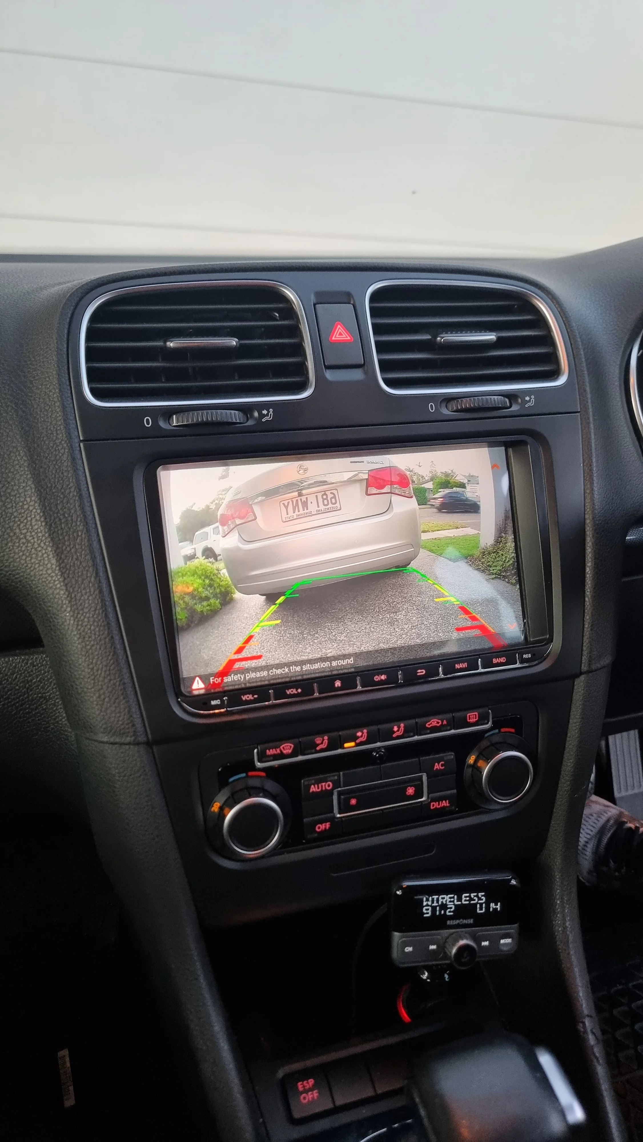 VW Golf 2009-2012 Wireless Apple CarPlay Upgrade Kit - Image 4
