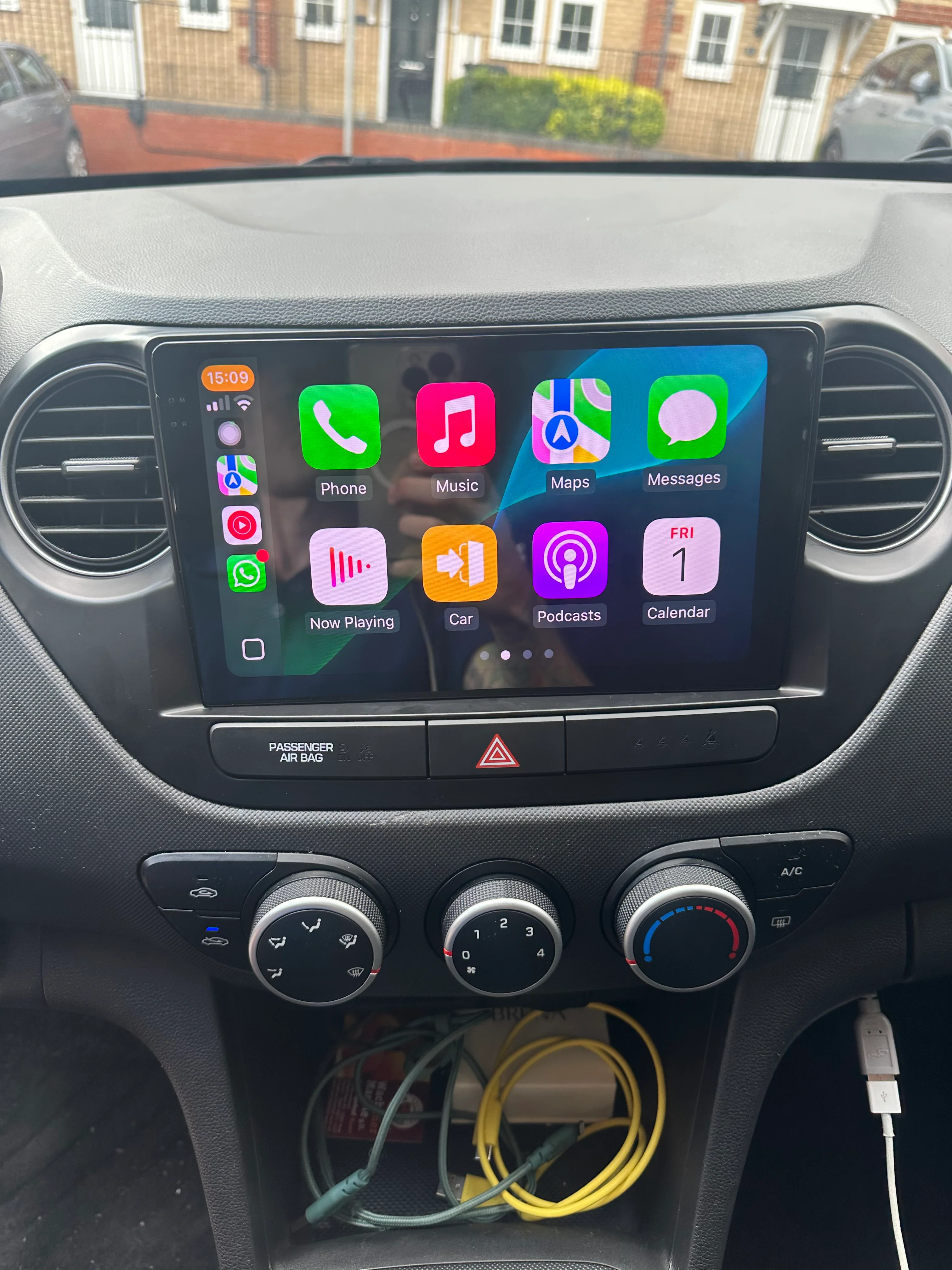 Hyundai i10 2014-2019 Wireless Apple CarPlay Upgrade Kit - Image 3