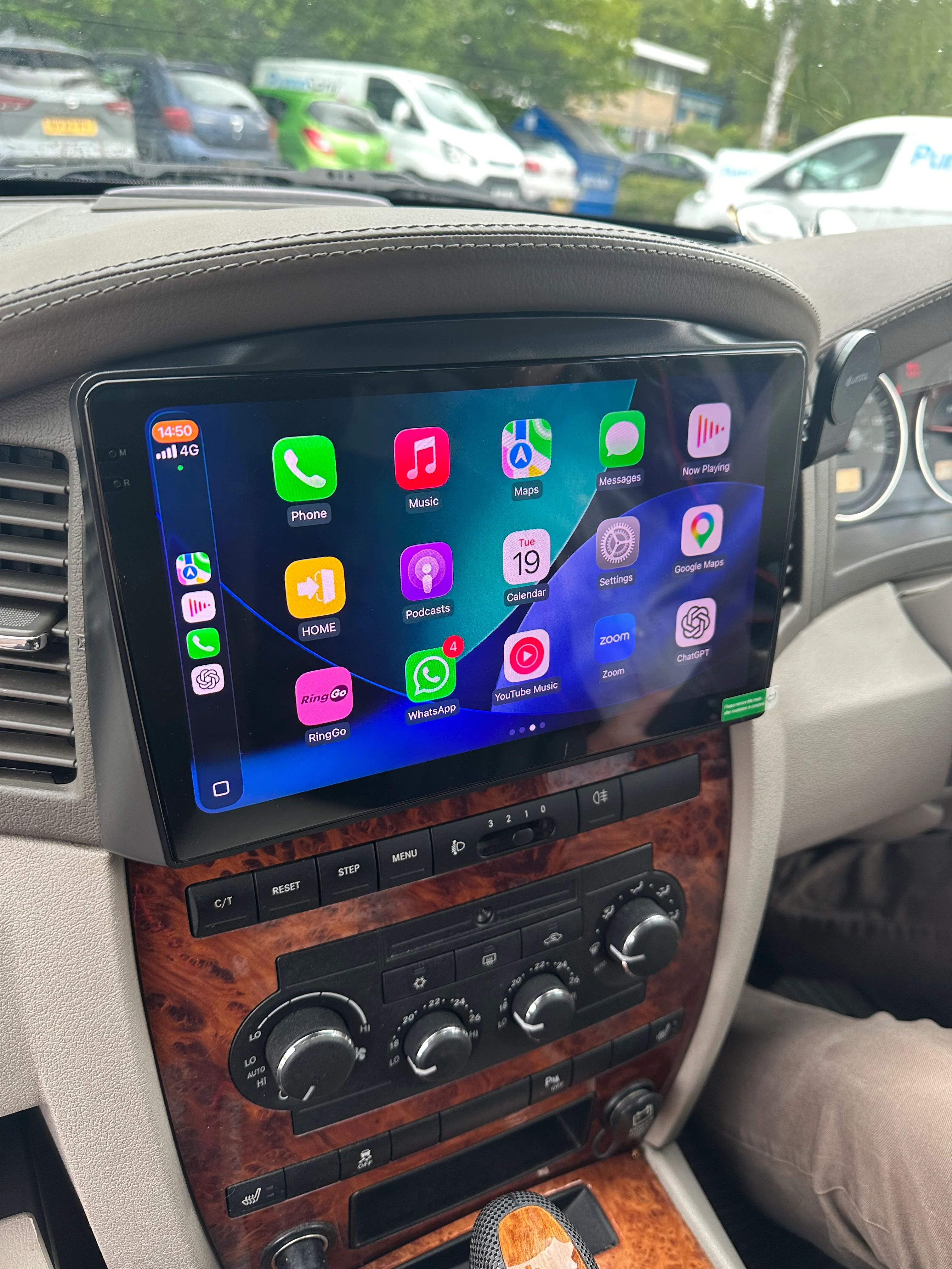 Jeep Grand Cherokee 2004-2007 Wireless Apple CarPlay/Android Auto Upgrade Kit - Image 3
