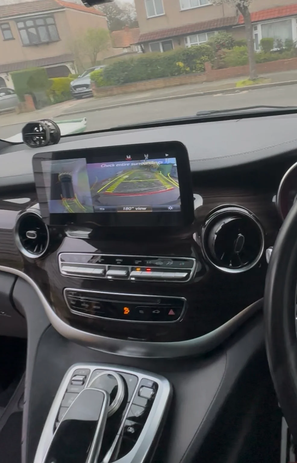 Mercedes V Class 2016-2023 Wireless Apple CarPlay Touchscreen Kit - Image 4