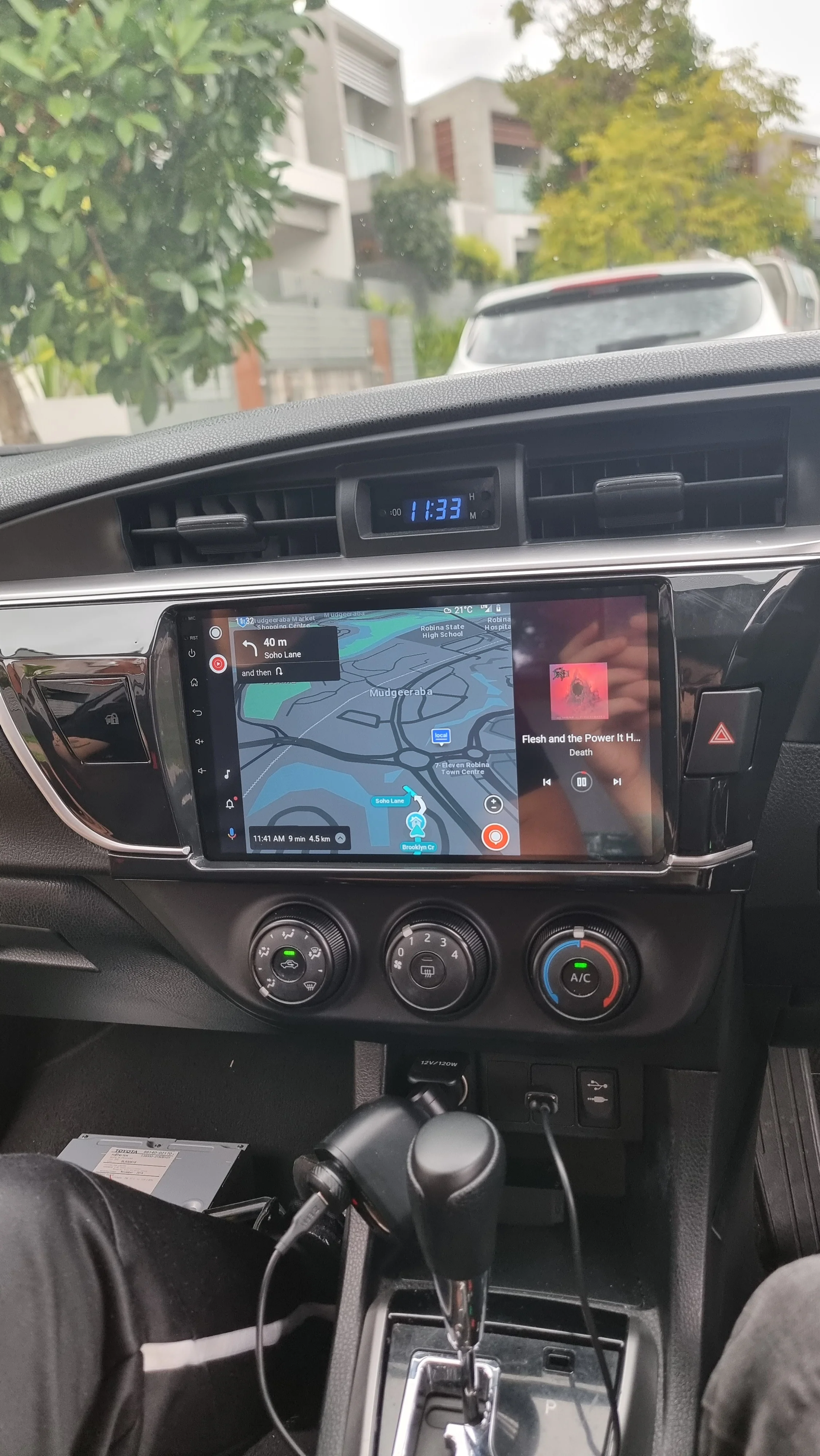 Toyota Auris/Corolla Saloon 2013-2016 Wireless Apple CarPlay Upgrade Kit