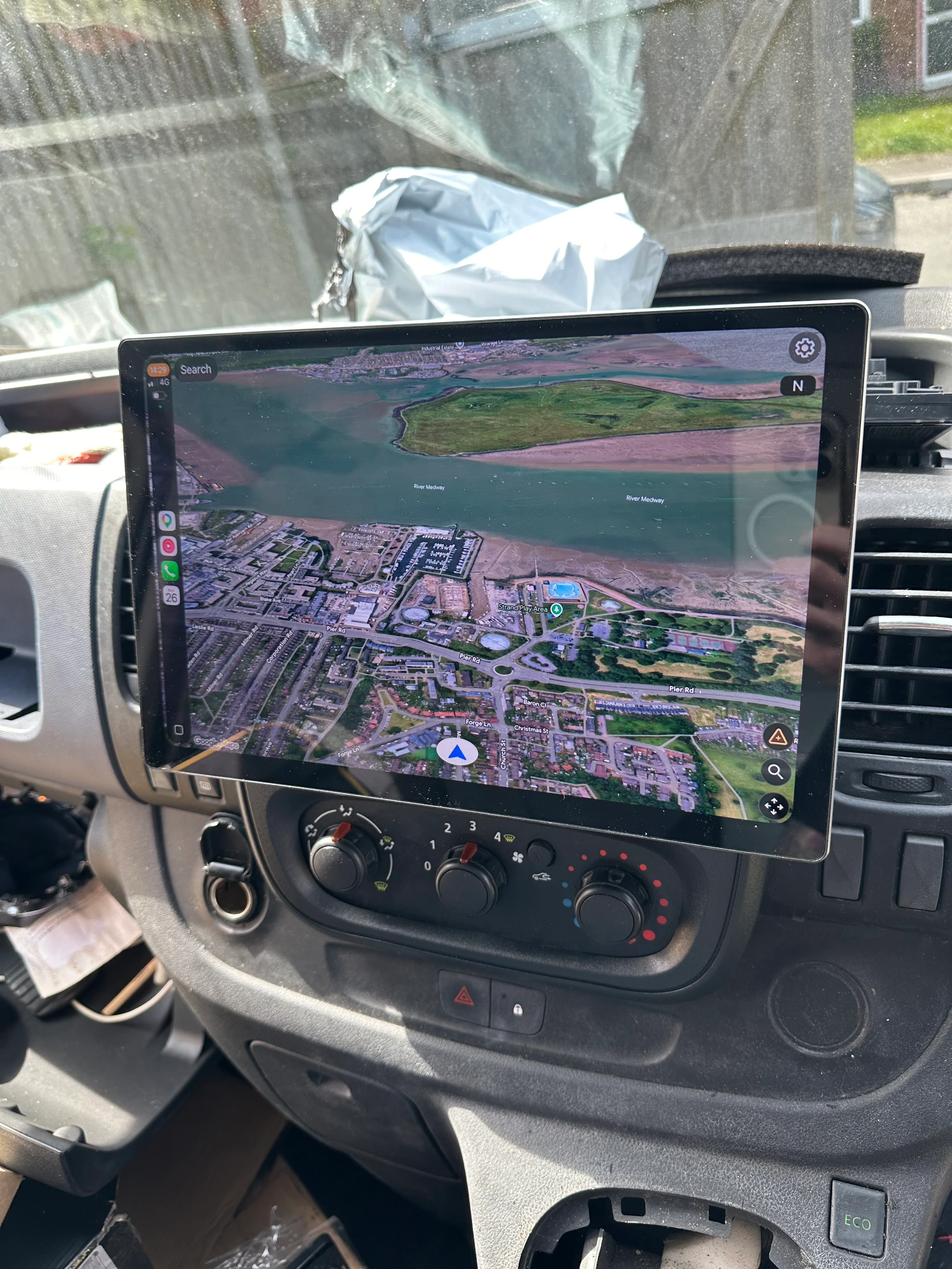 Renault Trafic 2014-2021 Wireless Apple CarPlay Upgrade Kit - Image 4