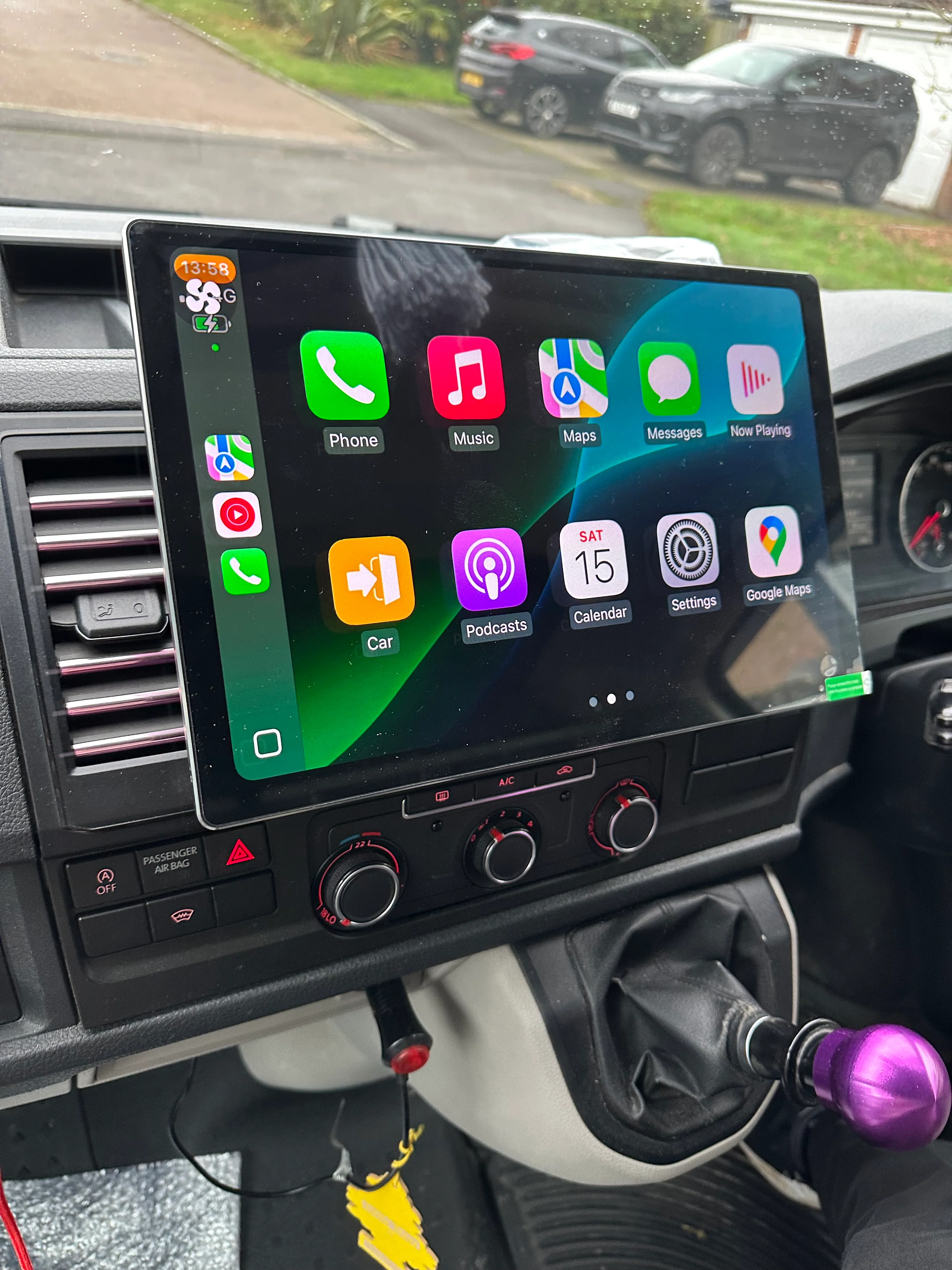 VW Transporter T5.1/T6 2010-2020 Wireless Apple CarPlay Upgrade Kit - Image 3